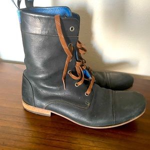 ❤️EXTREMELY RARE Fluevog in excellent condition.